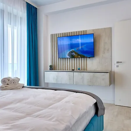 Aparthotel By R S 4
