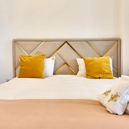 By R S 4 Apartmanhotel Năvodari