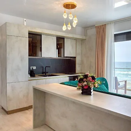 By R S 4 Apartmanhotel Năvodari