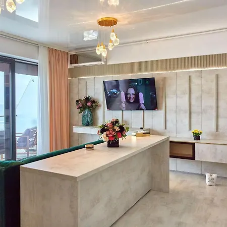 Aparthotel By R S 4 *