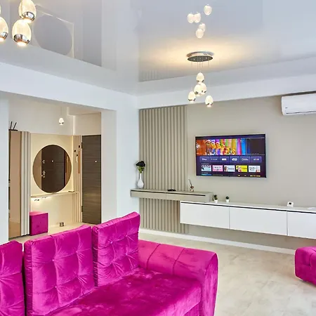 Aparthotel By R S 4 Navodari