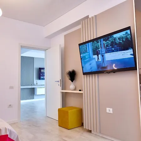 By R S 4 Apartmanhotel